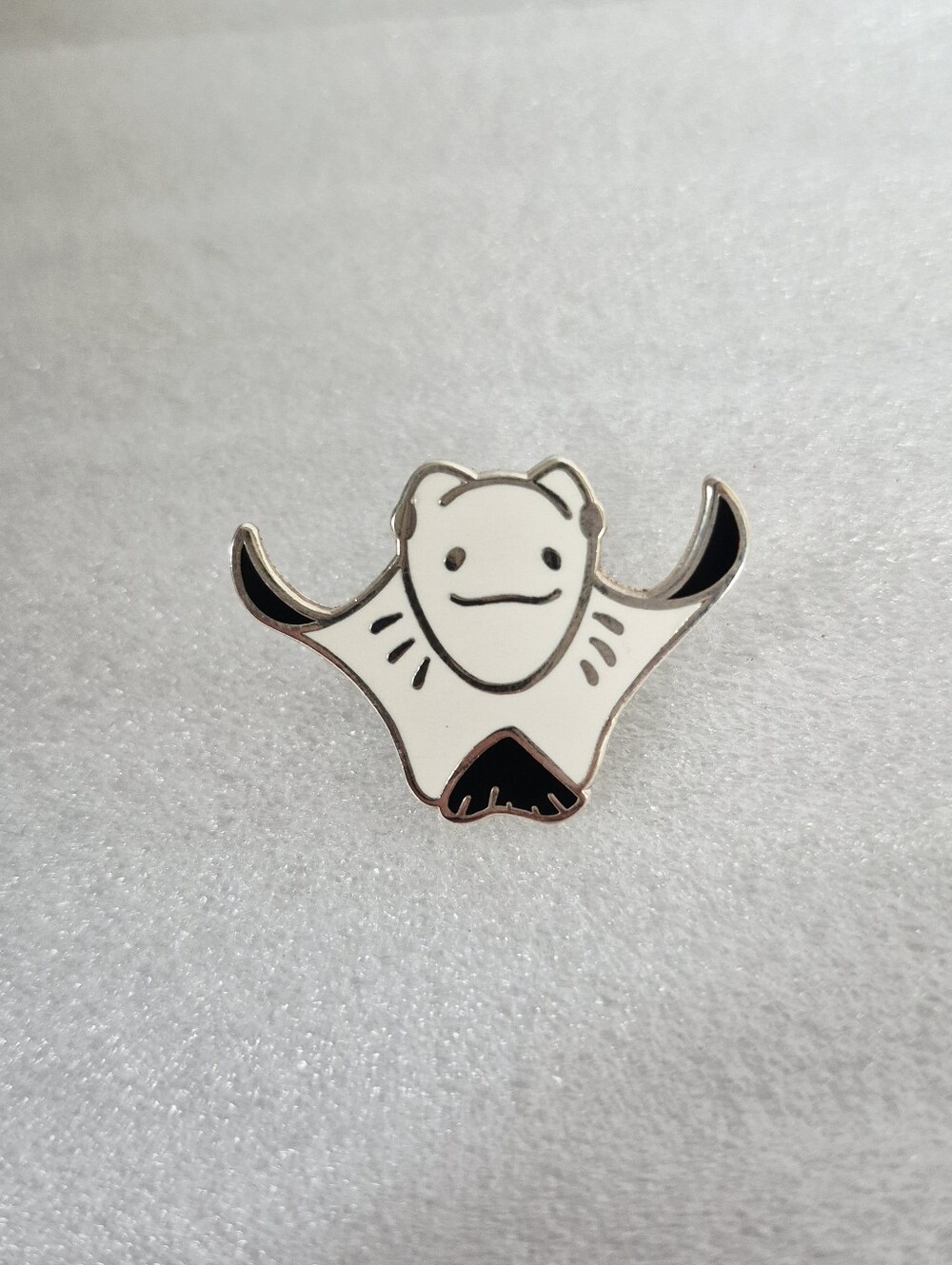 5/$25 Mini Stingray Fantasy Pin